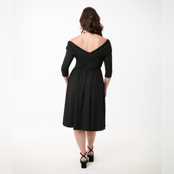 Unique Vintage Shirred Off Shoulder Swing Dress - NEW -Size 26 - Picture 2 of 6